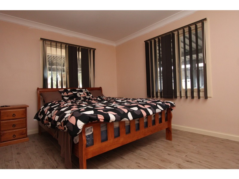157 Third Avenue, Kelmscott WA 6111