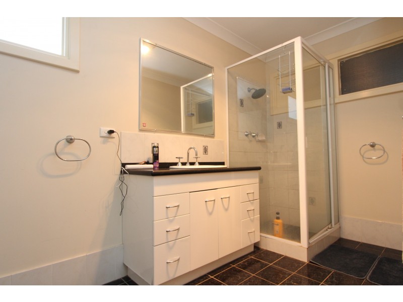 157 Third Avenue, Kelmscott WA 6111