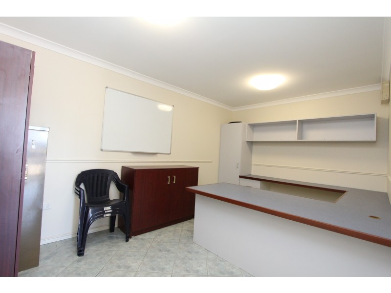 4/9 McCamey Avenue, East Rockingham WA 6168