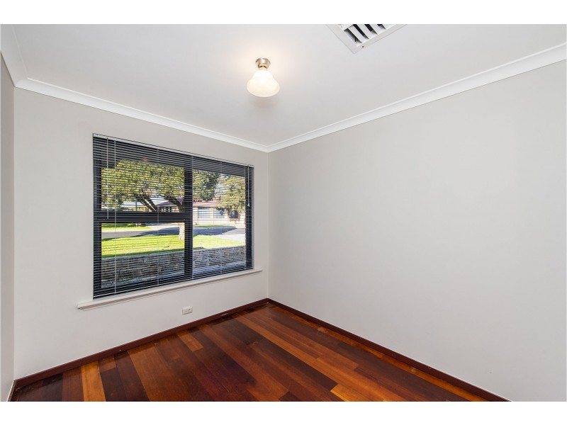 4 Tuck Street, Armadale WA 6112