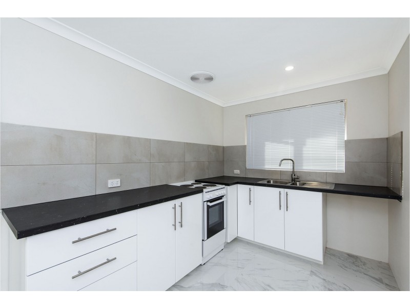 4 Tuck Street, Armadale WA 6112