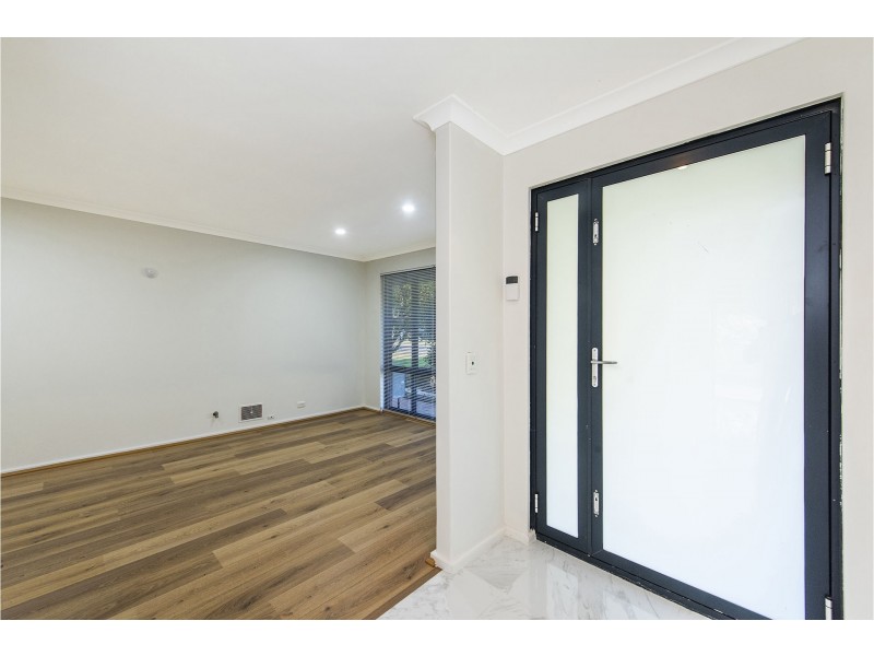 4 Tuck Street, Armadale WA 6112