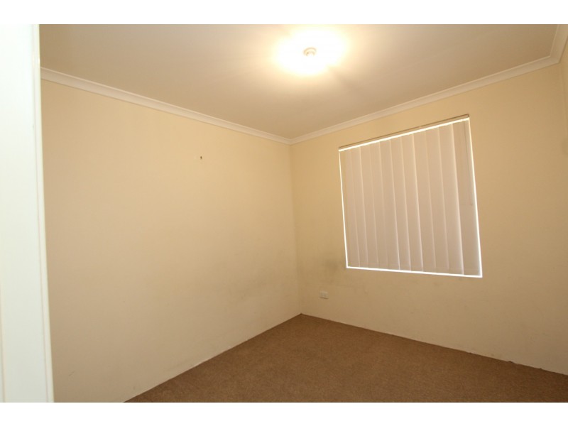 2/36 Streich Avenue, Kelmscott WA 6111