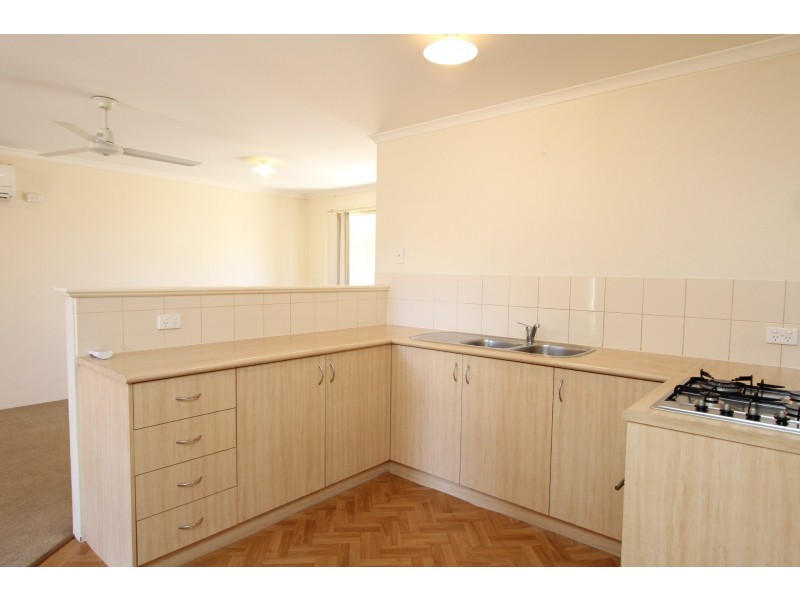 2/36 Streich Avenue, Kelmscott WA 6111