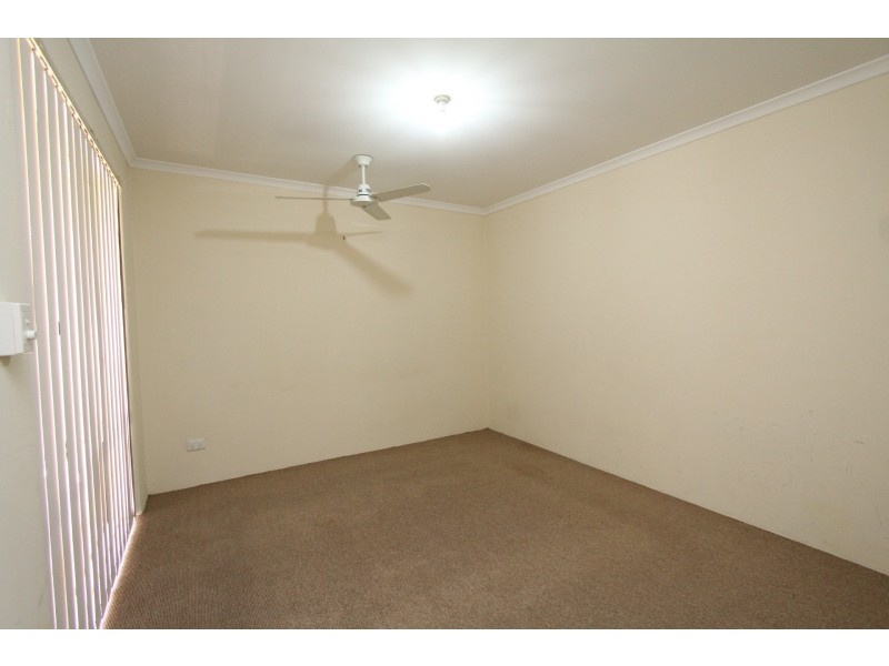 2/36 Streich Avenue, Kelmscott WA 6111