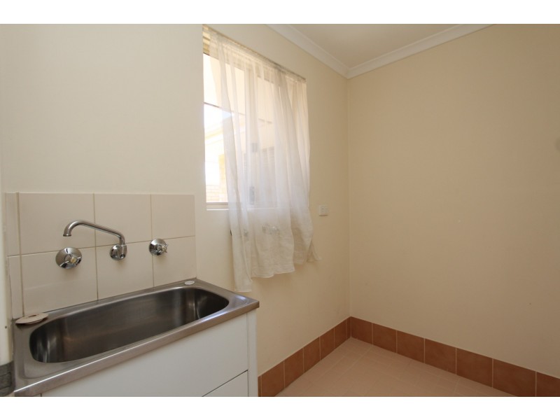 2/36 Streich Avenue, Kelmscott WA 6111