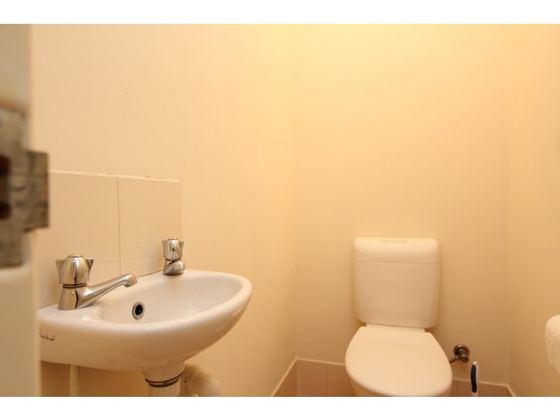 2/36 Streich Avenue, Kelmscott WA 6111