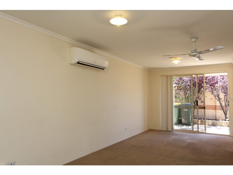 2/36 Streich Avenue, Kelmscott WA 6111