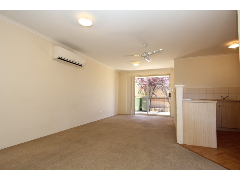 2/36 Streich Avenue, Kelmscott WA 6111