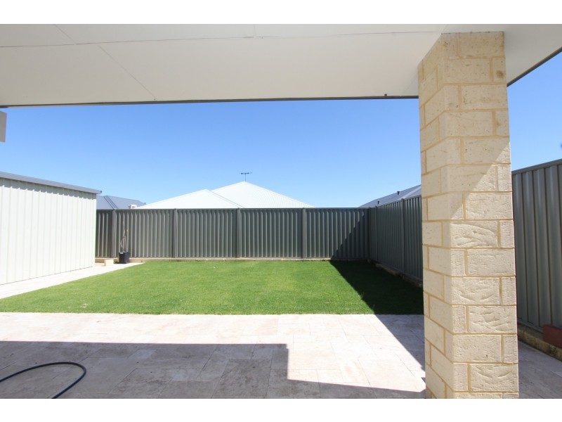 8 Surman Street, Byford WA 6122