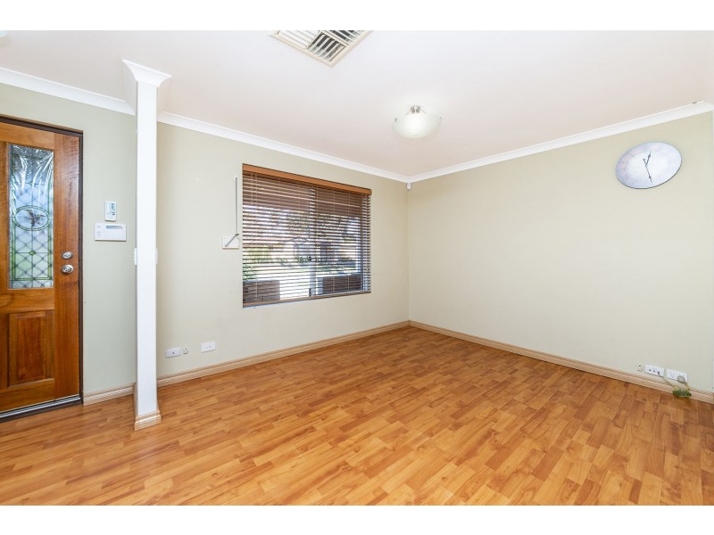 15 Sitella Plaza, Brookdale WA 6112