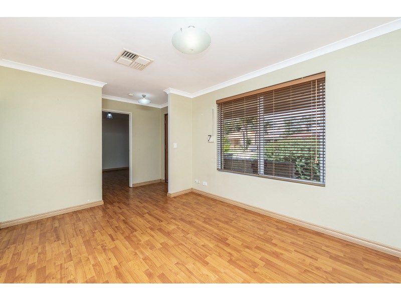 15 Sitella Plaza, Brookdale WA 6112