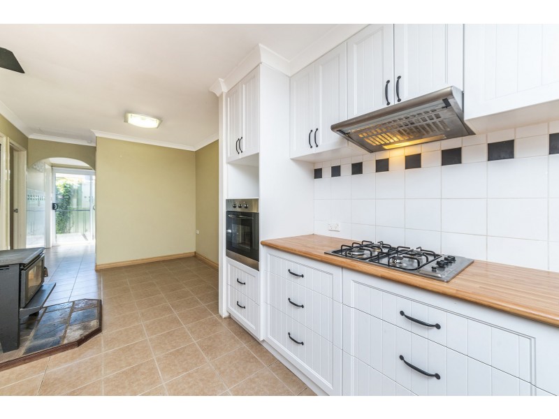 15 Sitella Plaza, Brookdale WA 6112