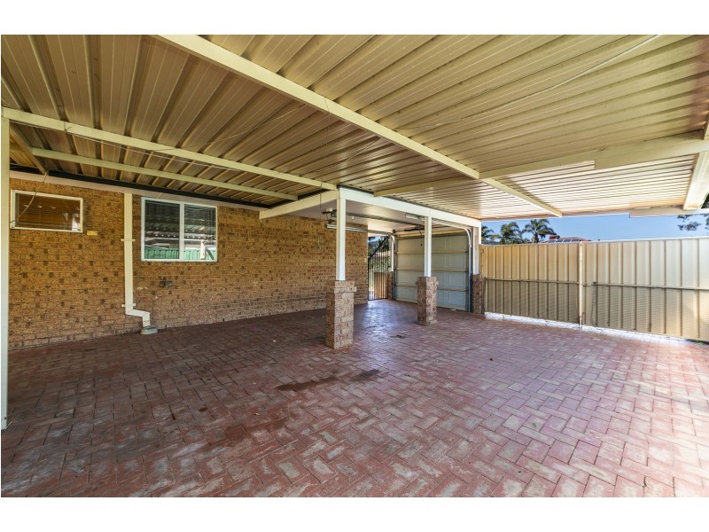 15 Sitella Plaza, Brookdale WA 6112