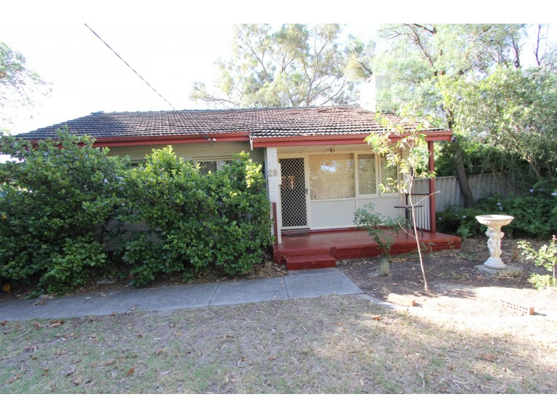 28 Robin Hood Avenue, Armadale WA 6112