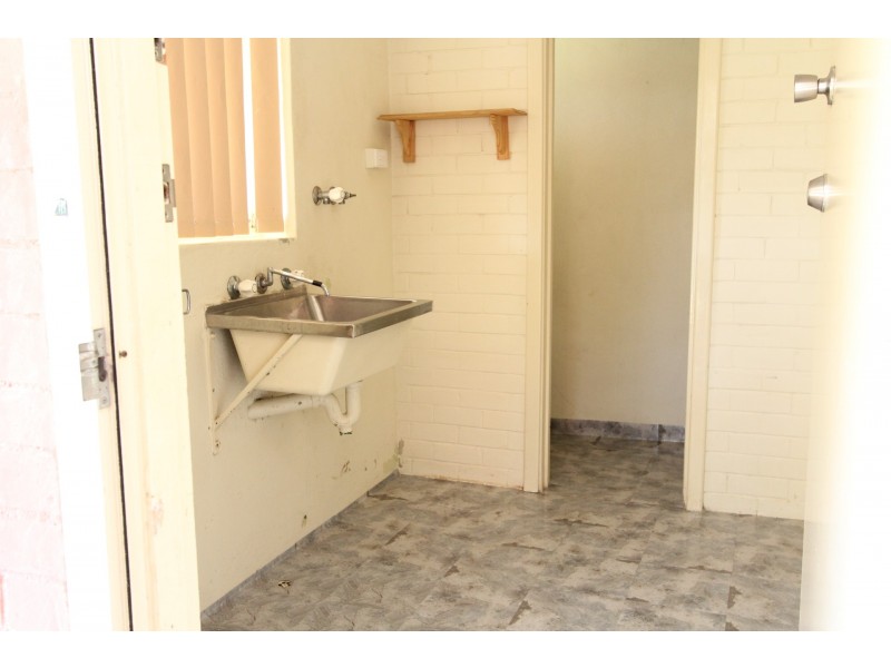 28 Robin Hood Avenue, Armadale WA 6112