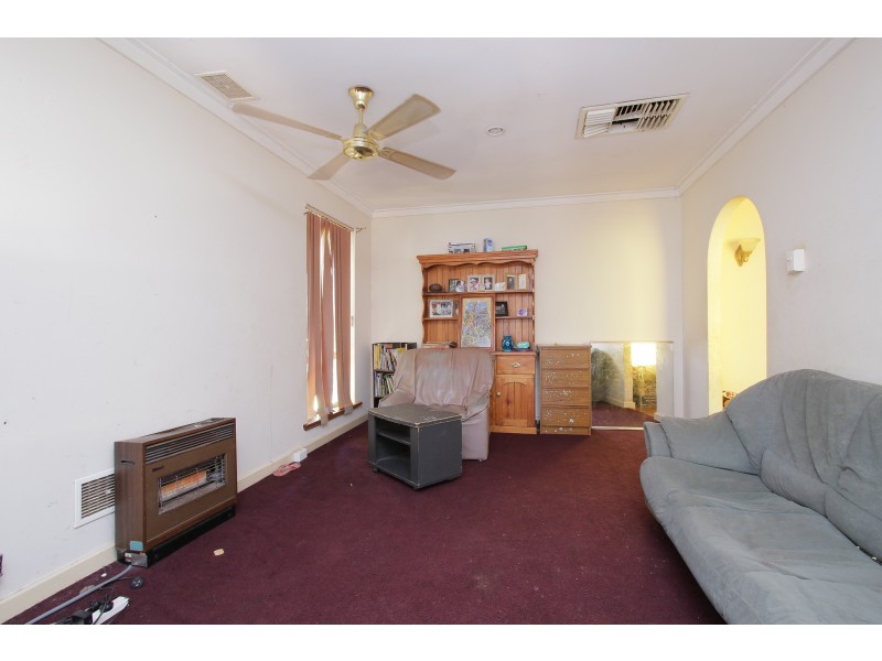 18 Rigden Street, Armadale WA 6112