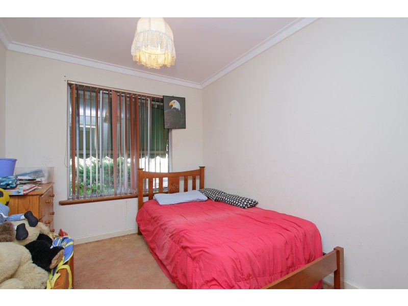 18 Rigden Street, Armadale WA 6112