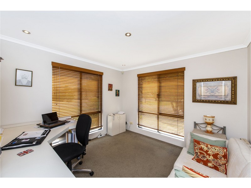 49 Freycinet Circuit, Aubin Grove WA 6164