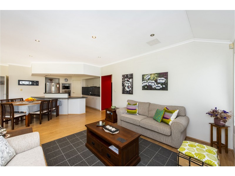 49 Freycinet Circuit, Aubin Grove WA 6164