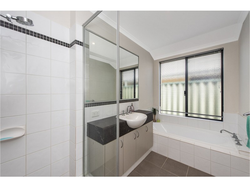 49 Freycinet Circuit, Aubin Grove WA 6164