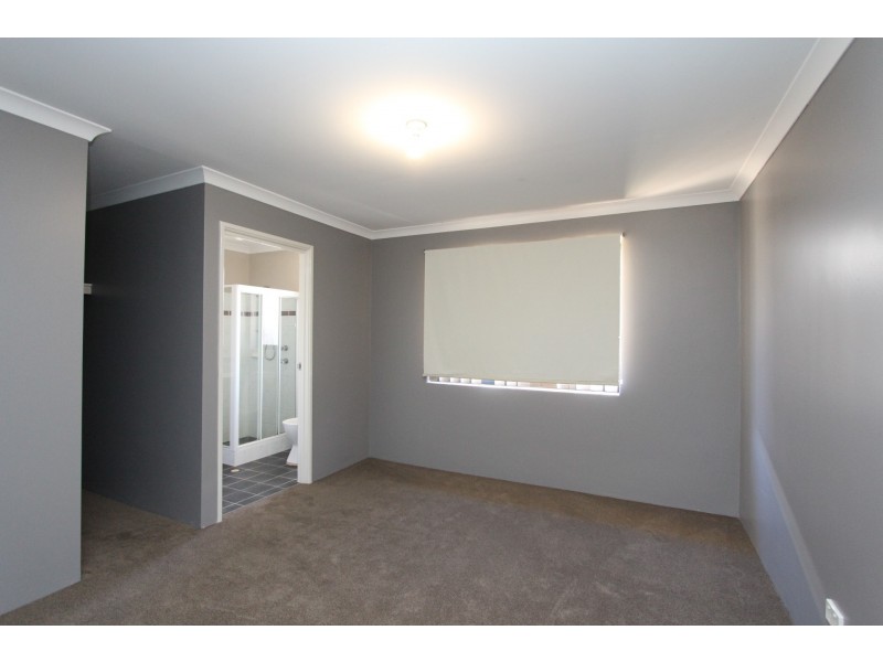 19 Noosa Drive, Secret Harbour WA 6173