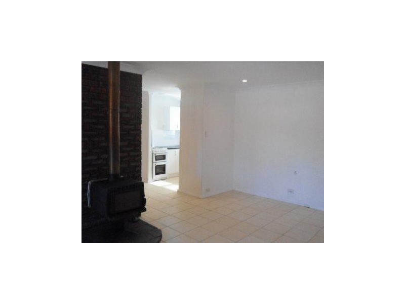 5 Claunelle Road, Armadale WA 6112