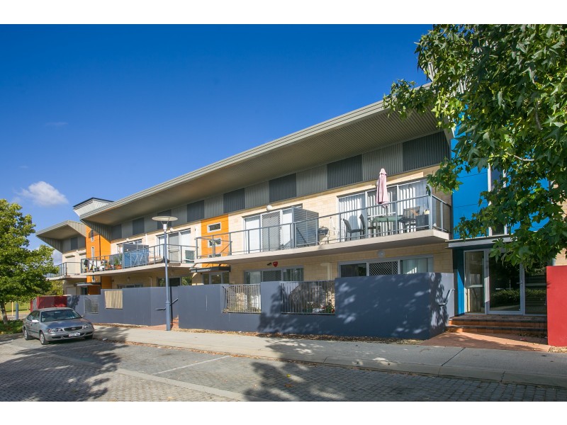 6/4 Ashbury Crescent, Mirrabooka WA 6061