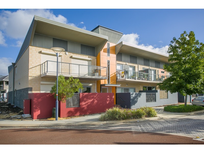 6/4 Ashbury Crescent, Mirrabooka WA 6061