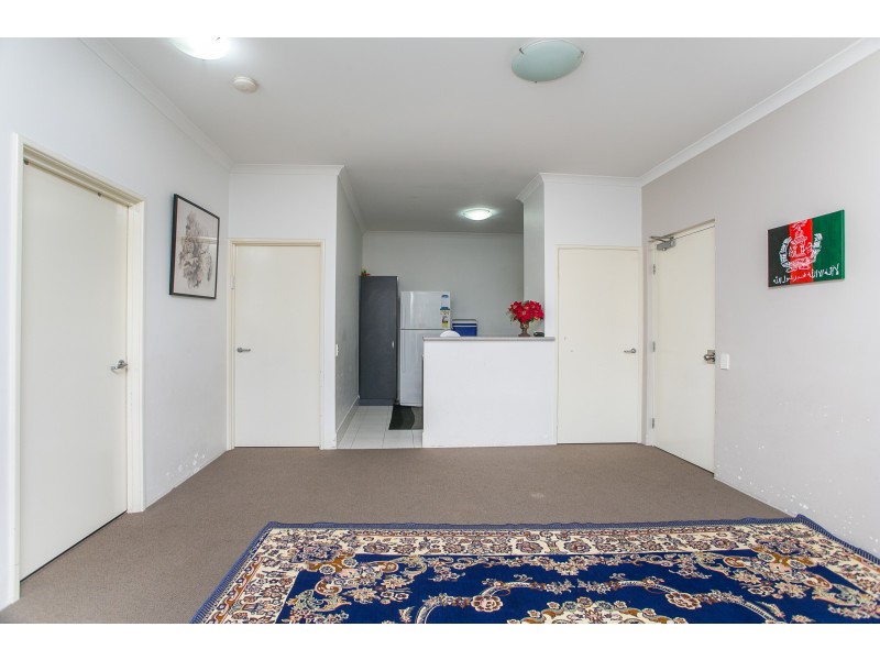 6/4 Ashbury Crescent, Mirrabooka WA 6061