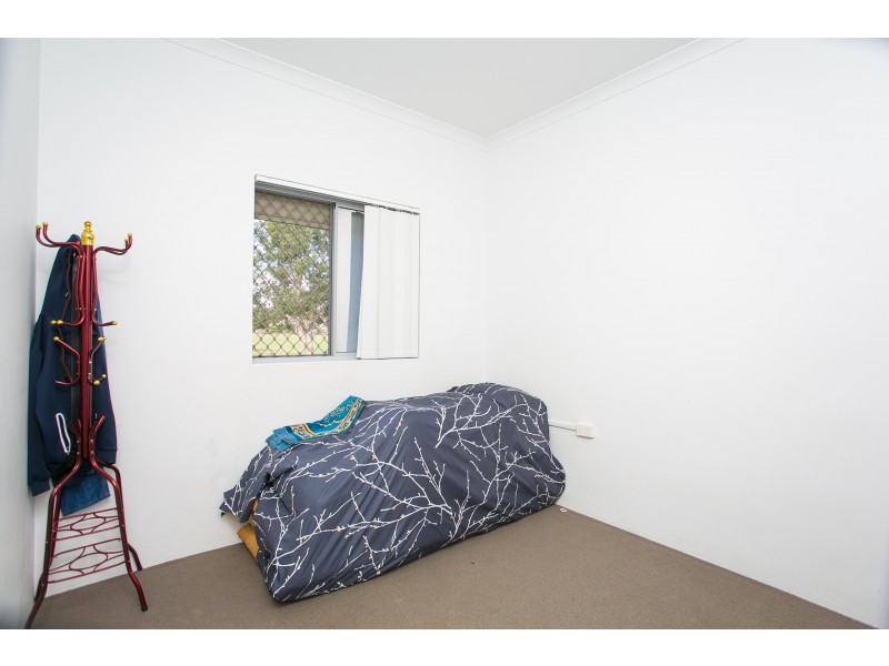 6/4 Ashbury Crescent, Mirrabooka WA 6061