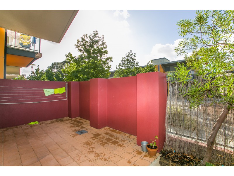 6/4 Ashbury Crescent, Mirrabooka WA 6061