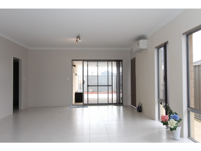 22 Bellingham Parade, Wellard WA 6170