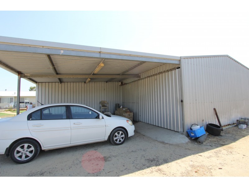 75 Kellet Drive, Darling Downs WA 6122
