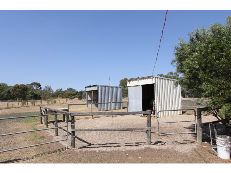 75 Kellet Drive, Darling Downs WA 6122