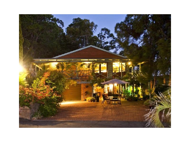 18 Calliandra Place, Roleystone WA 6111