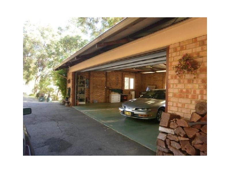 18 Calliandra Place, Roleystone WA 6111