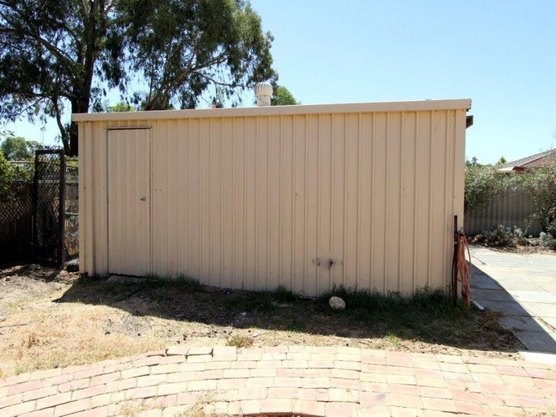 21 Numulgi Street, Armadale WA 6112