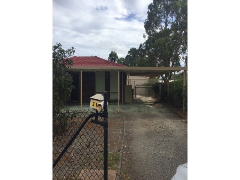 21 Numulgi Street, Armadale WA 6112