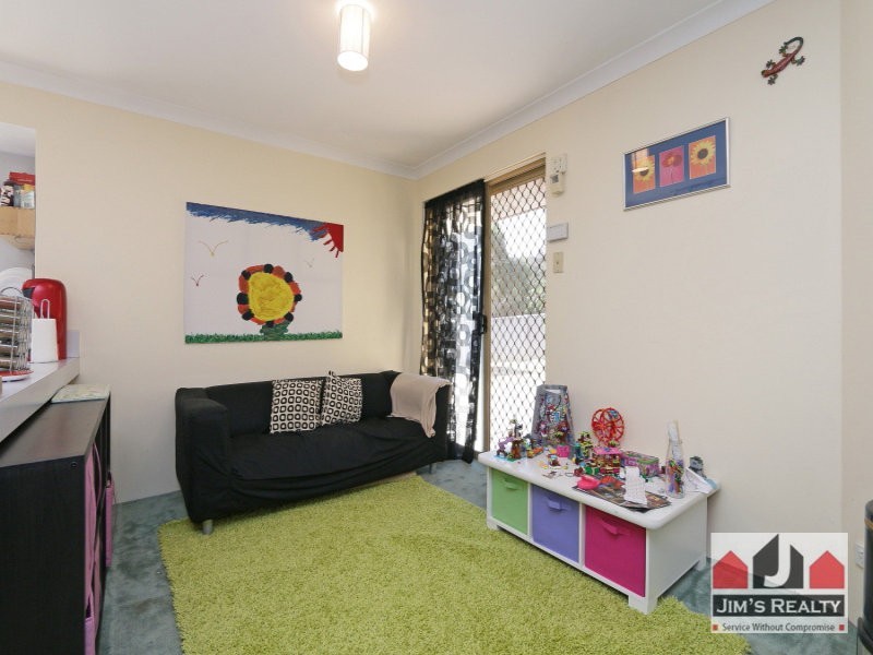 2 Herbert Court, Brookdale WA 6112