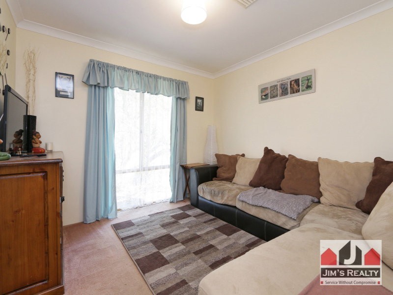 2 Herbert Court, Brookdale WA 6112