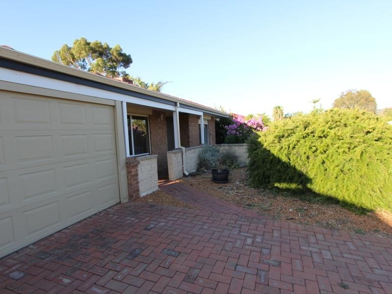 15 Sitella Plaza, Brookdale WA 6112