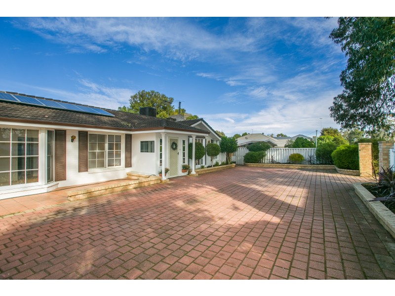 9 Suelex St, Willetton WA 6155