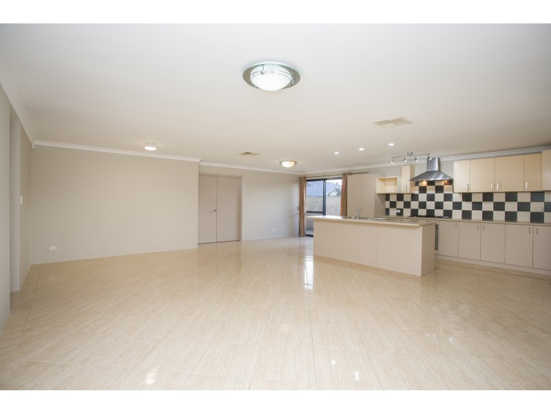 34 Canterbury Trail, Harrisdale WA 6112