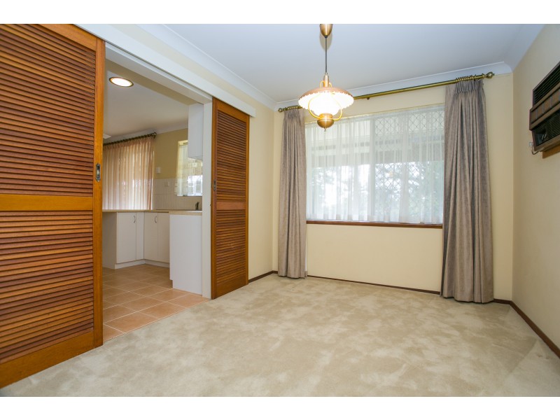 46 Ellis Road, Mount Nasura WA 6112