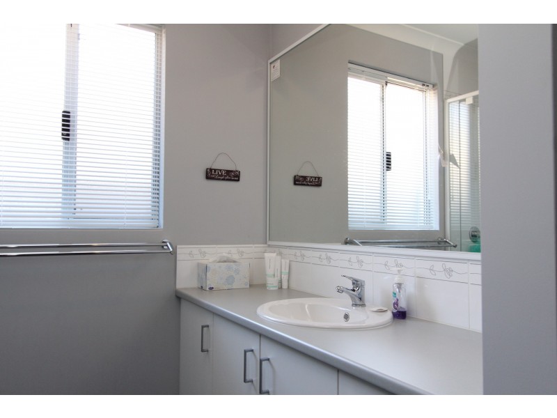 38 Brandeis Grove, Karnup WA 6176