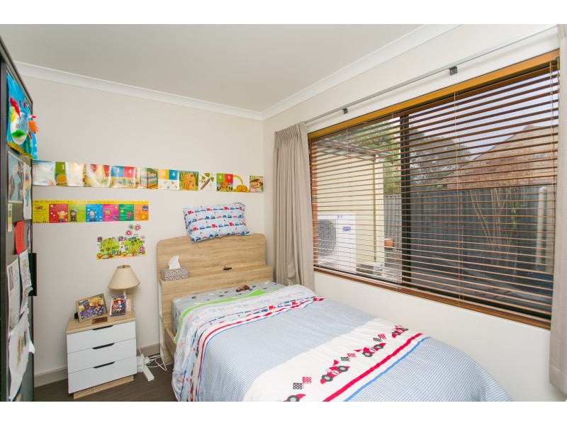 28 Carlow Circle, Waterford WA 6152