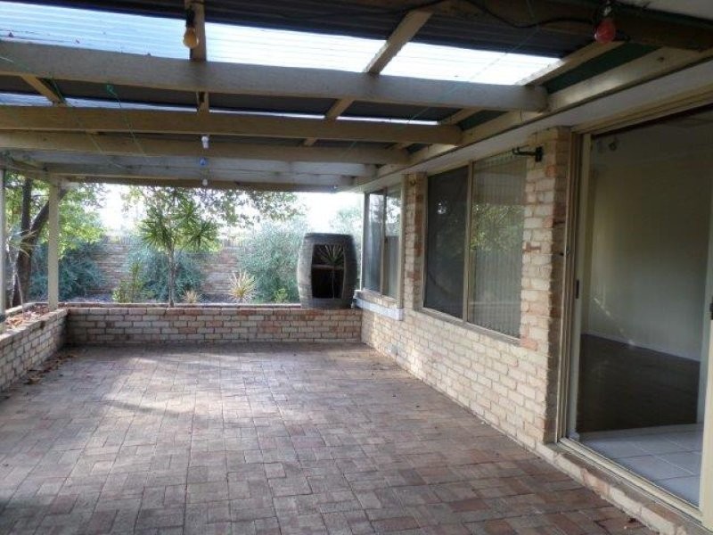 3 Templetonia Retreat, Canning Vale WA 6155