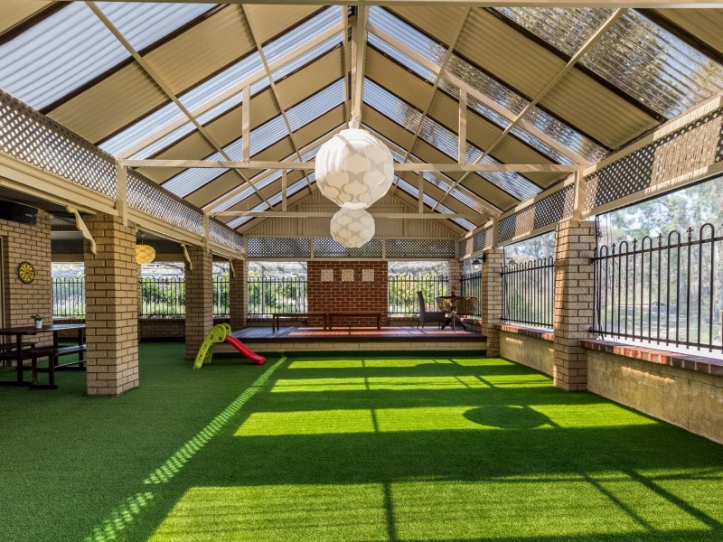 8 Banksia Court, Jandakot WA 6164