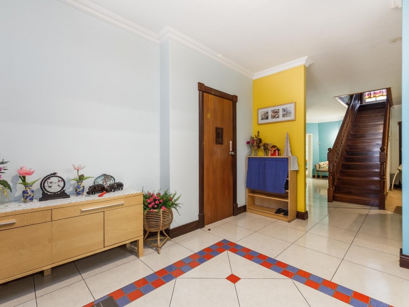 8 Banksia Court, Jandakot WA 6164